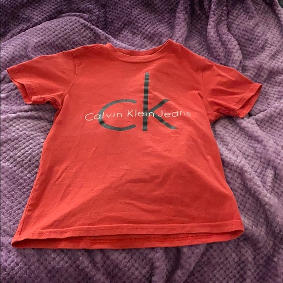 Calvin Klein KIDS small t-shirt - Picture 1 of 2